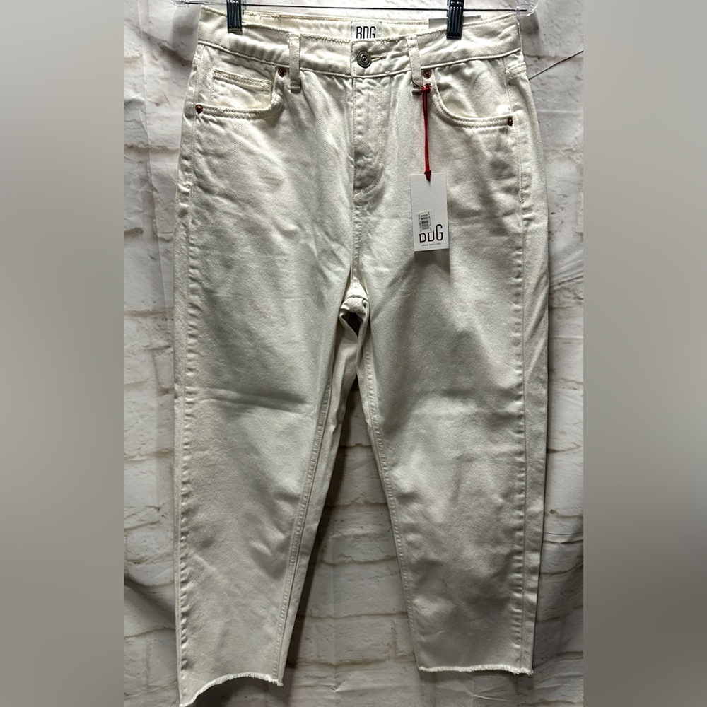 BDG NWT white jeans women’s size size 29x32‎
